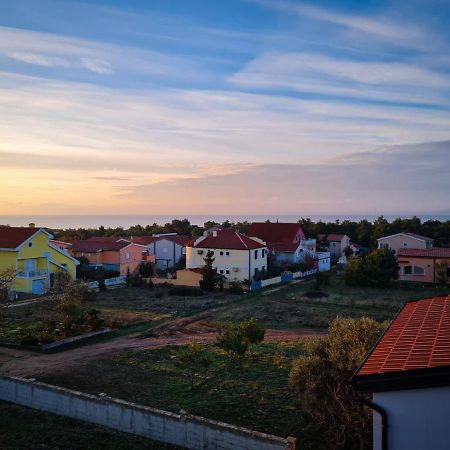Villa Mena วีร์ ภายนอก รูปภาพ