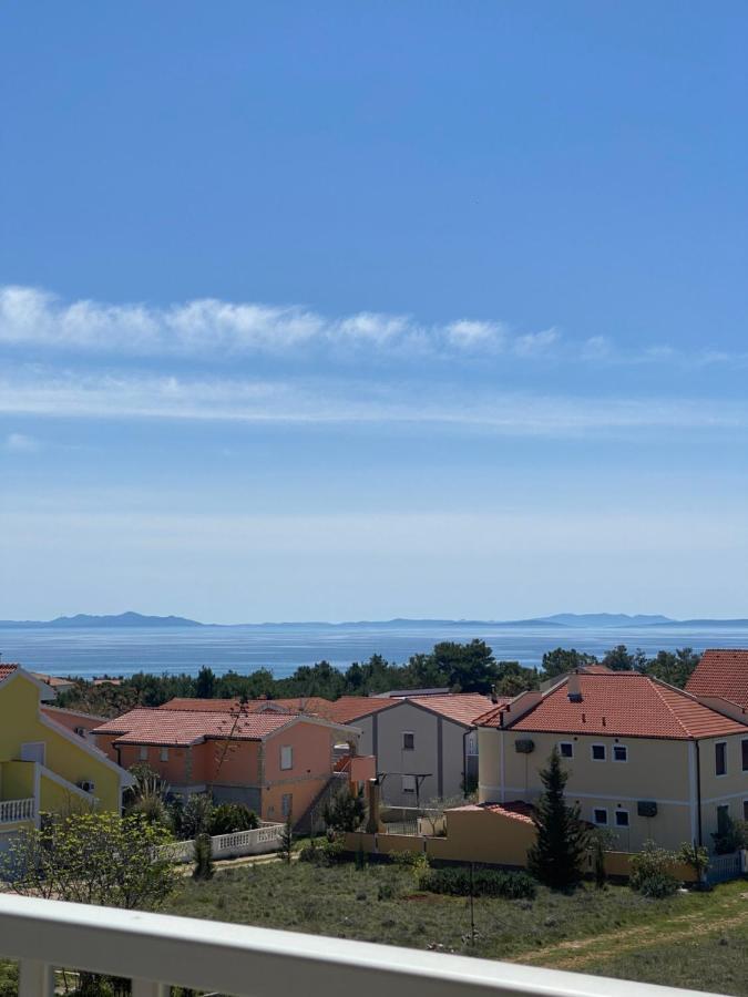 Villa Mena วีร์ ภายนอก รูปภาพ